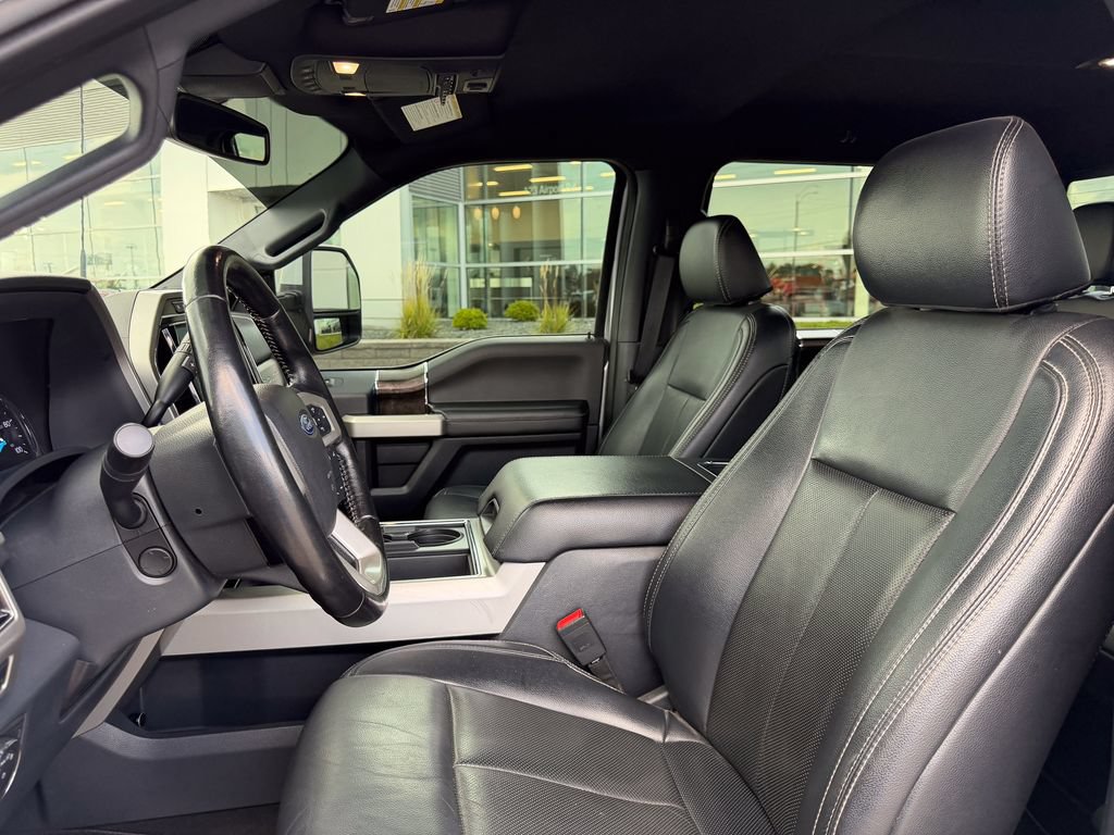 Used 2022 Ford F350 Lariat w/ Lariat Ultimate Package AWD/4WD image 10