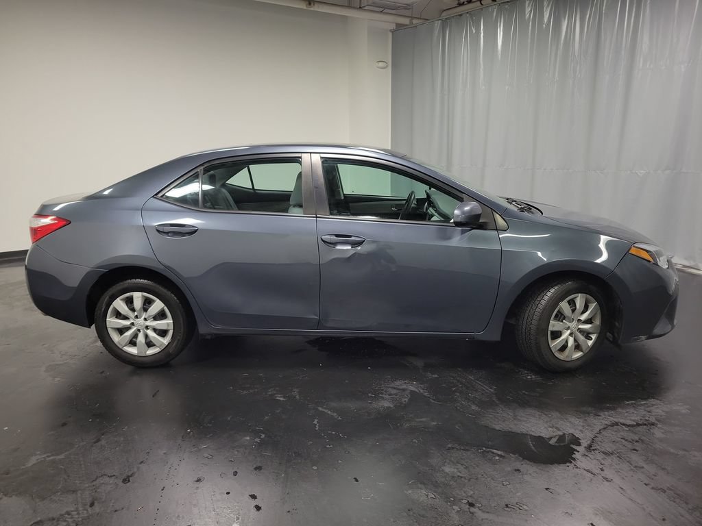 Used 2014 Toyota Corolla LE FWD image 9