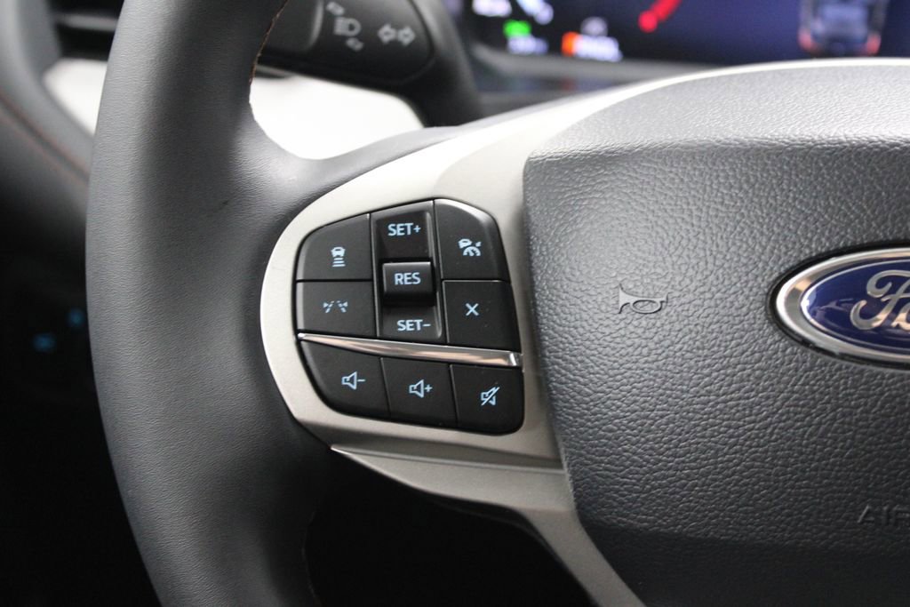 New 2026 Ford Explorer Active image 36