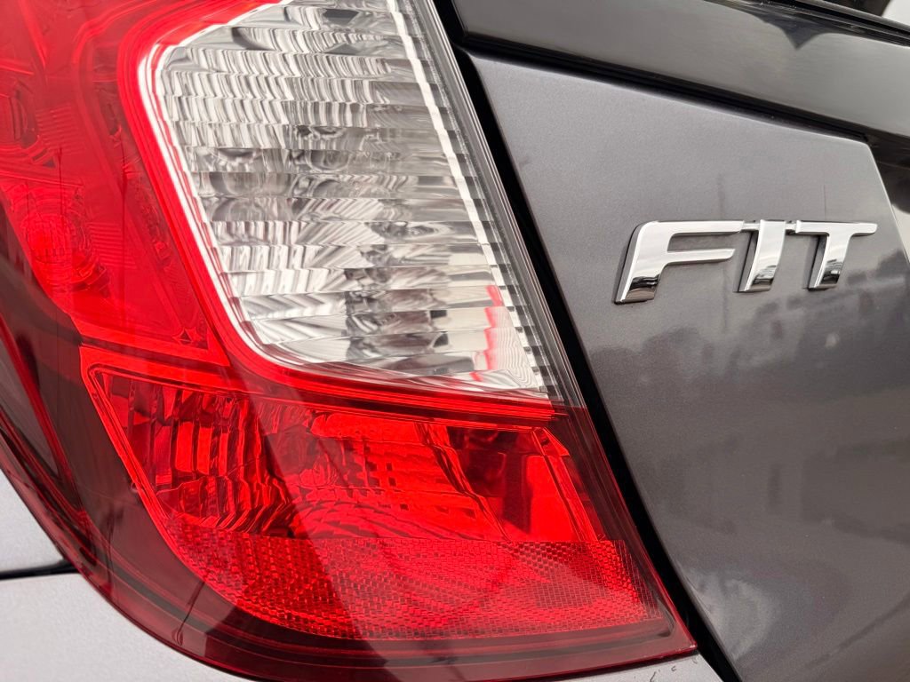 Used 2020 Honda Fit LX image 28