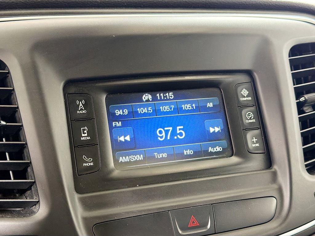 Used 2015 Chrysler 200 Limited w/ Convenience Group image 15