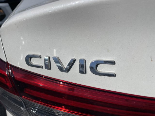 Used 2024 Honda Civic Sport image 6