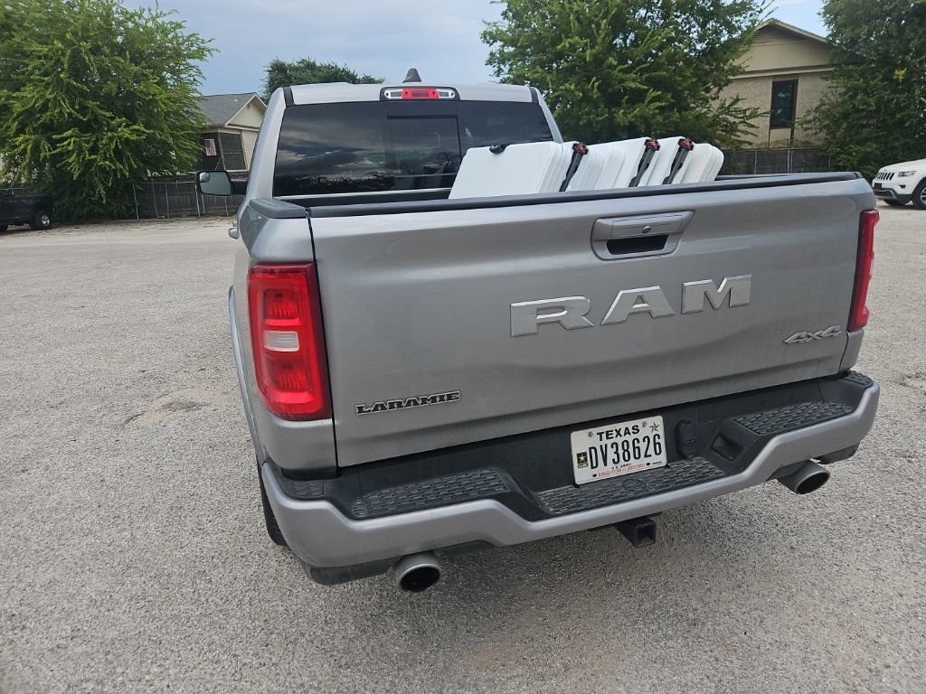 Used 2025 RAM 1500 Laramie w/ Laramie Southwest Edition AWD/4WD image 15