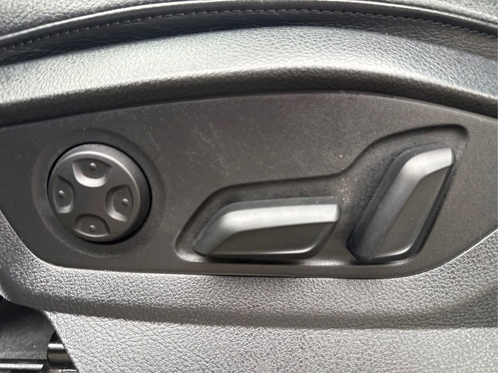 Used 2017 Audi Q7 2.0T Premium image 23