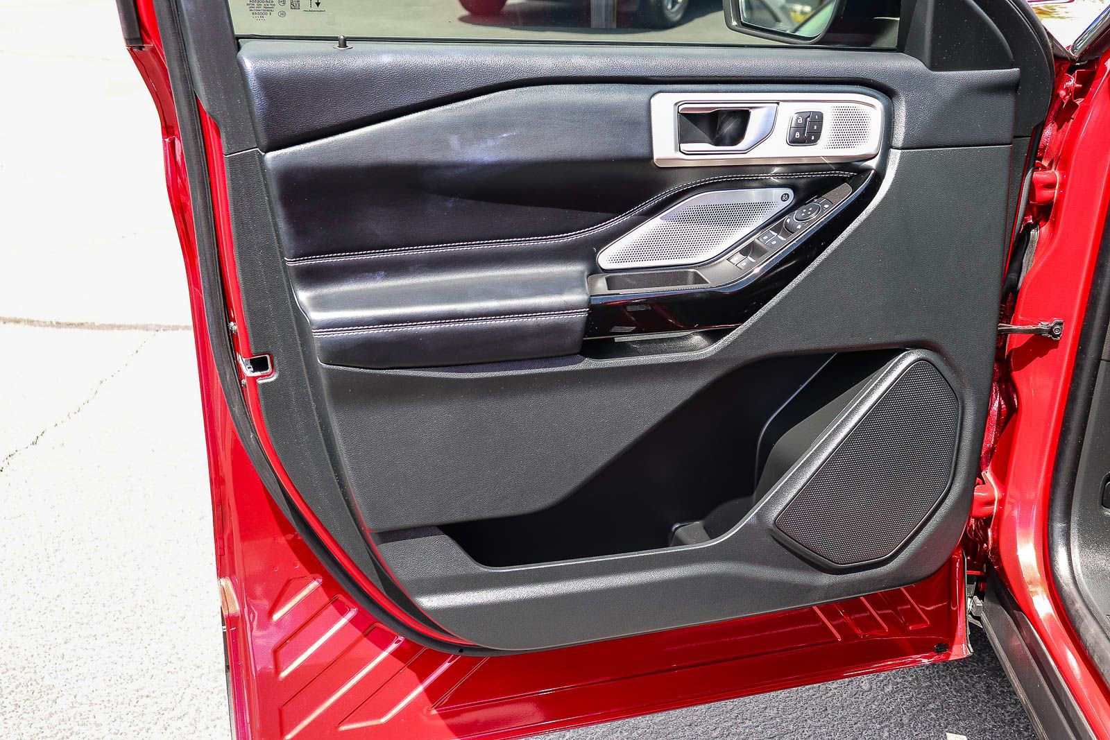 Certified 2023 Ford Explorer ST w/ Equipment Group 401A AWD/4WD image 21