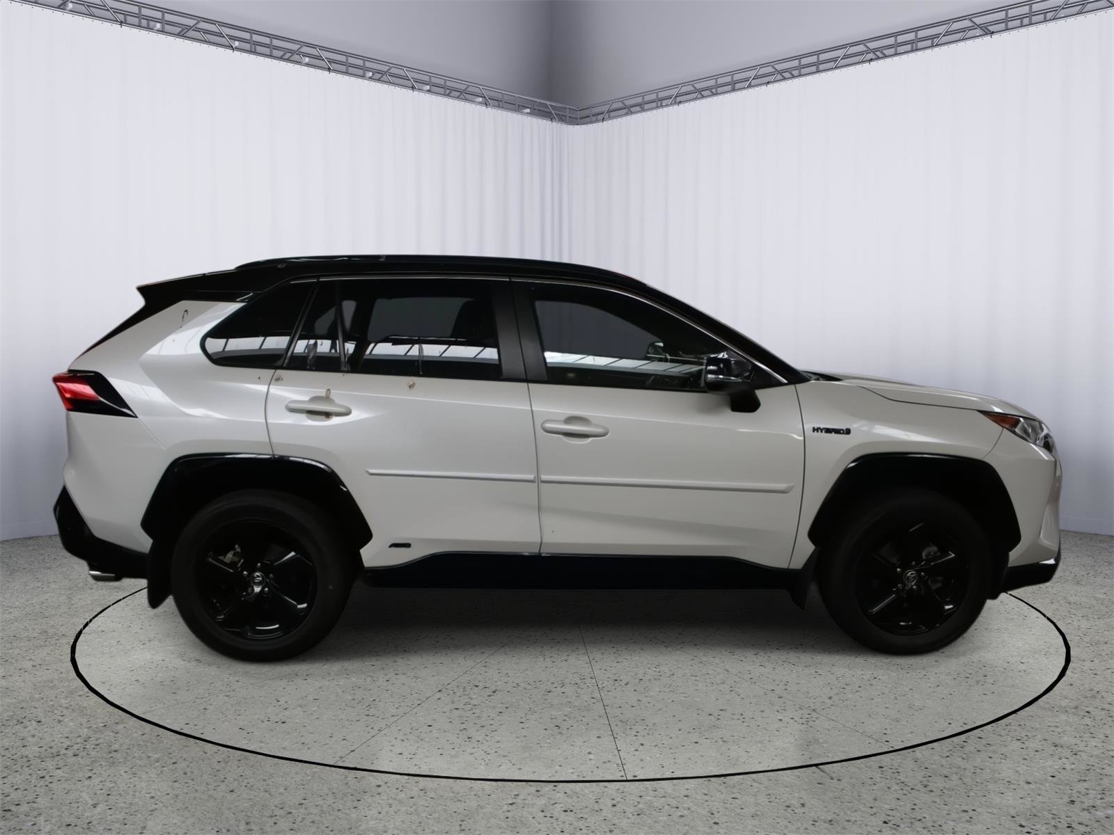 Used 2020 Toyota RAV4 XSE AWD/4WD image 8