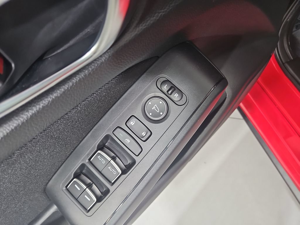 Used 2025 Honda Civic Sport image 11