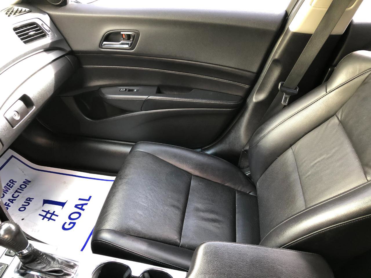 Used 2015 Acura ILX 5-Spd AT image 24