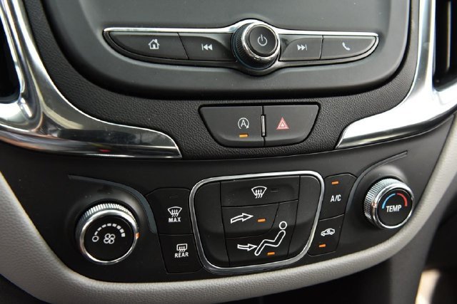 Used 2024 Chevrolet Equinox LS FWD image 13