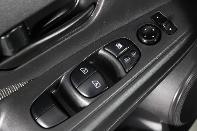 Certified 2020 Nissan Kicks S FWD image 22