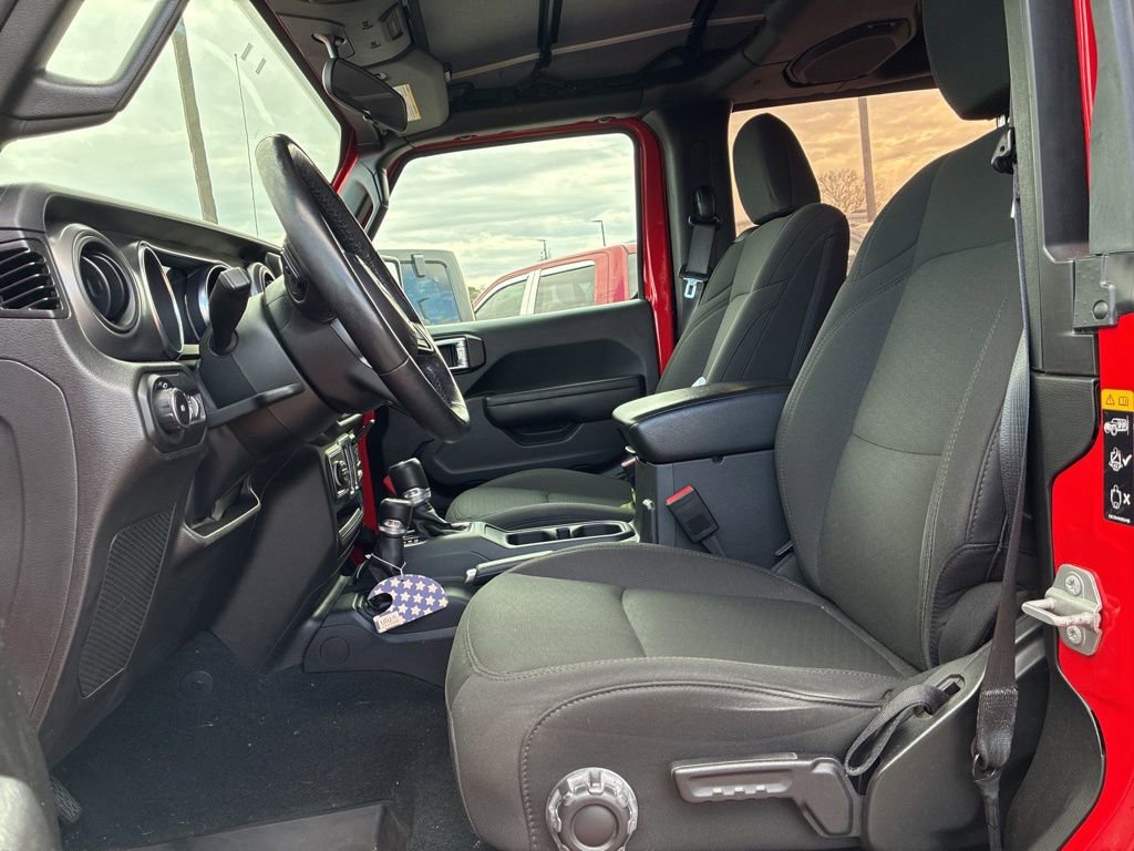 Used 2022 Jeep Wrangler Willys image 10
