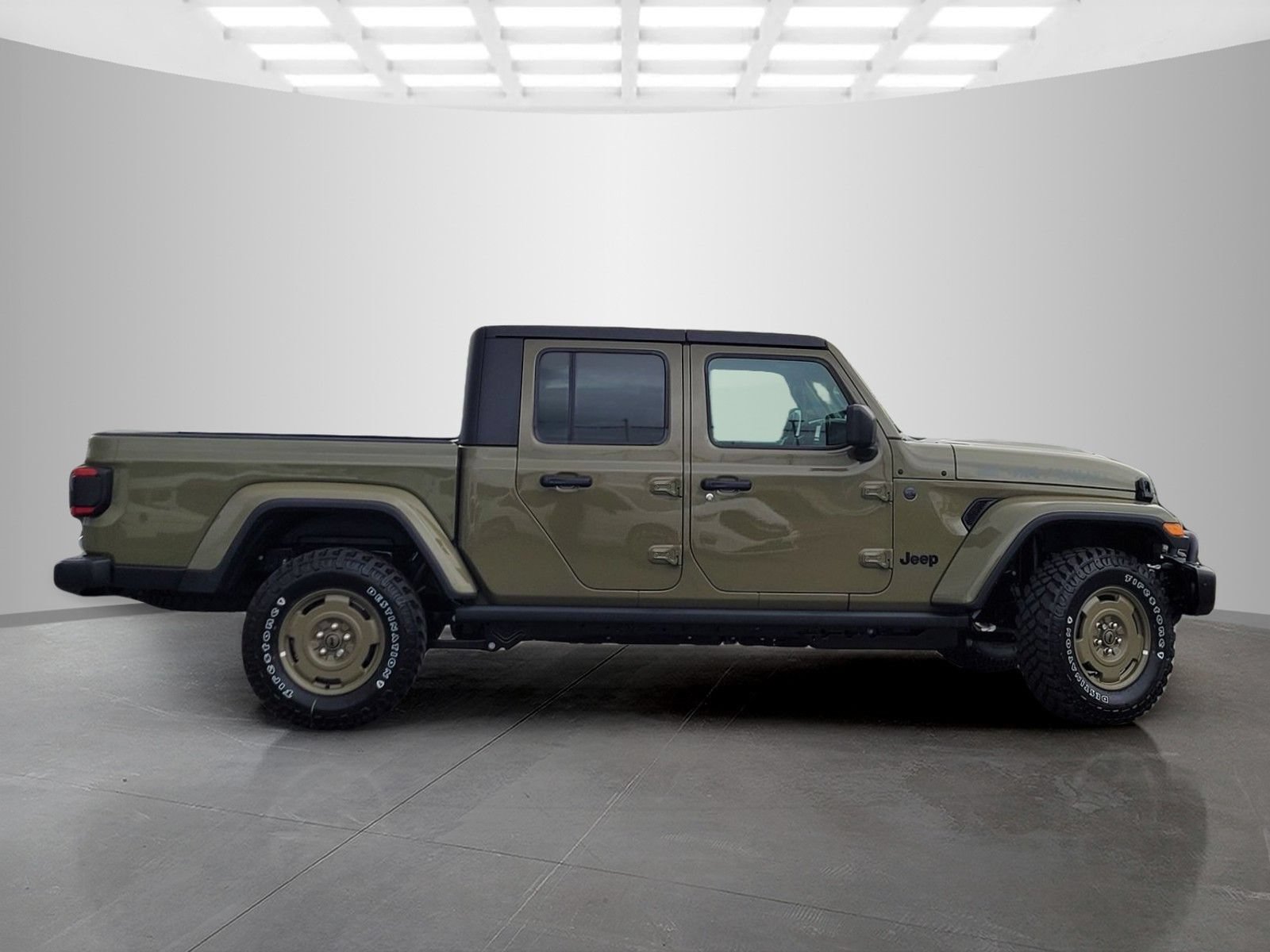 New 2026 Jeep Gladiator Willys AWD/4WD image 4