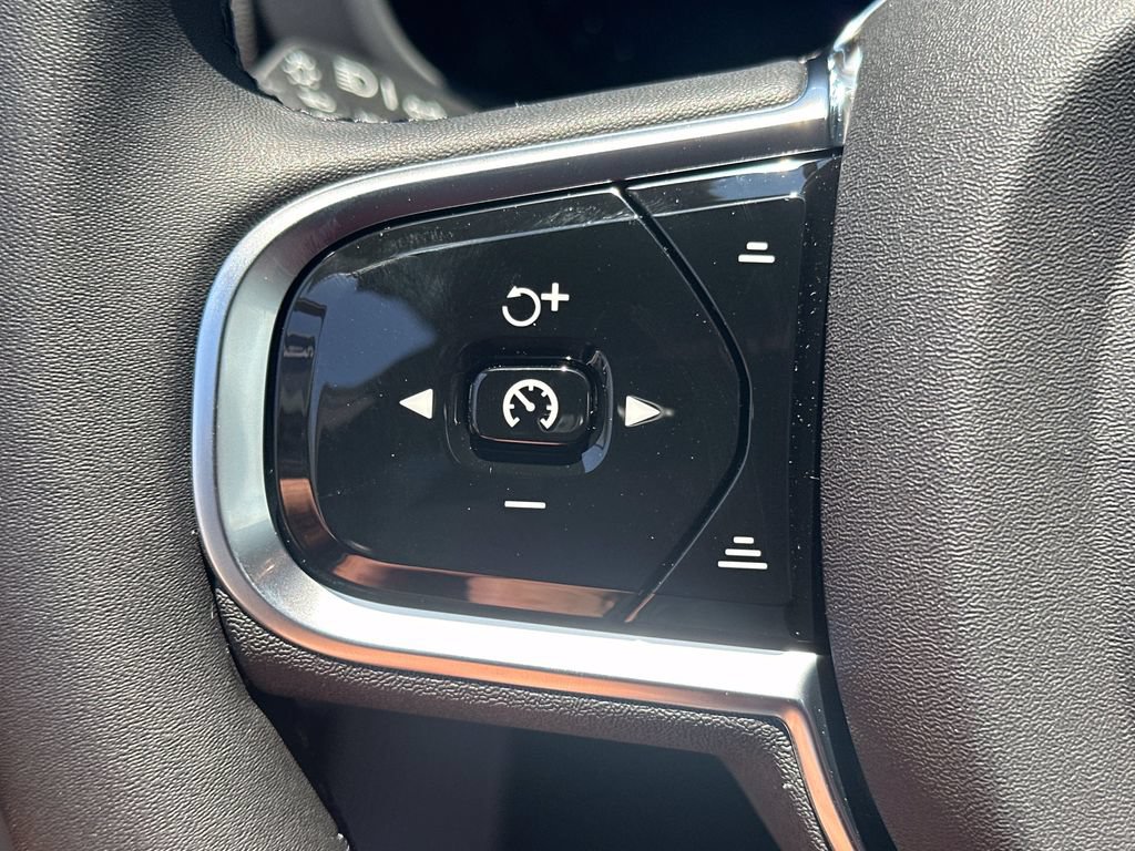 New 2026 Volvo XC60 T8 Core w/ Climate Package AWD/4WD image 20