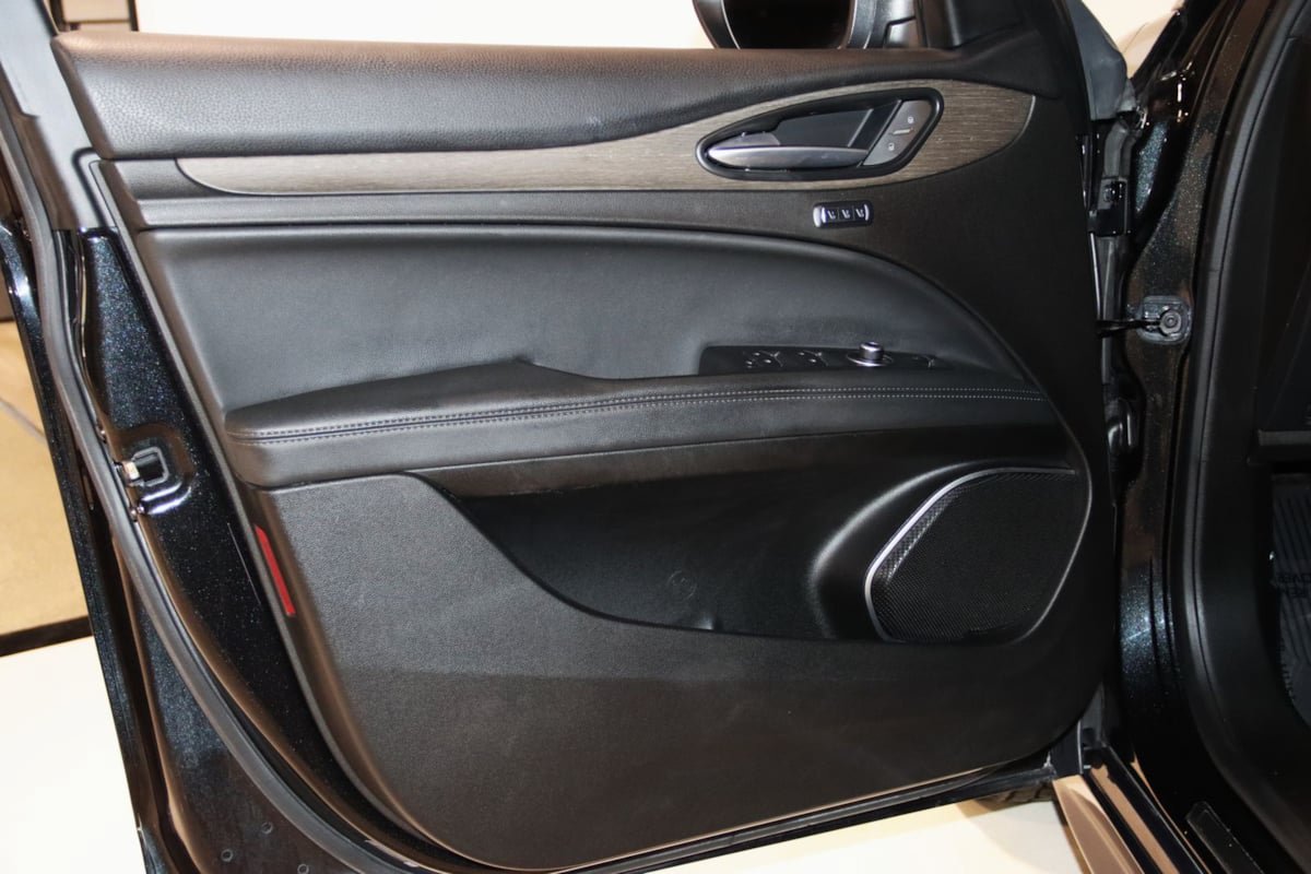 Used 2022 Alfa Romeo Stelvio Ti AWD/4WD image 33