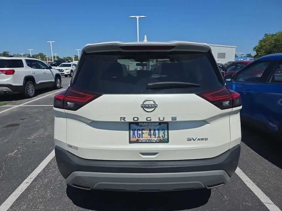 Certified 2023 Nissan Rogue SV w/ SV Premium B Package AWD/4WD image 8
