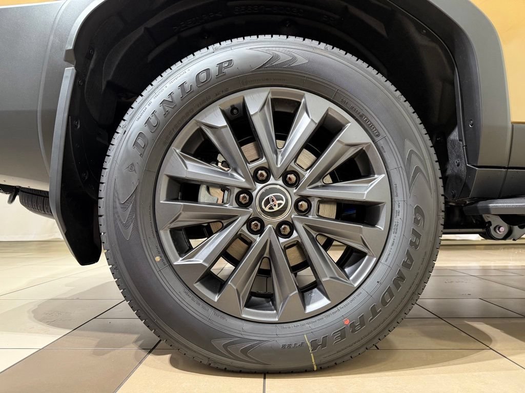 New 2027 Toyota Land Cruiser AWD/4WD image 9
