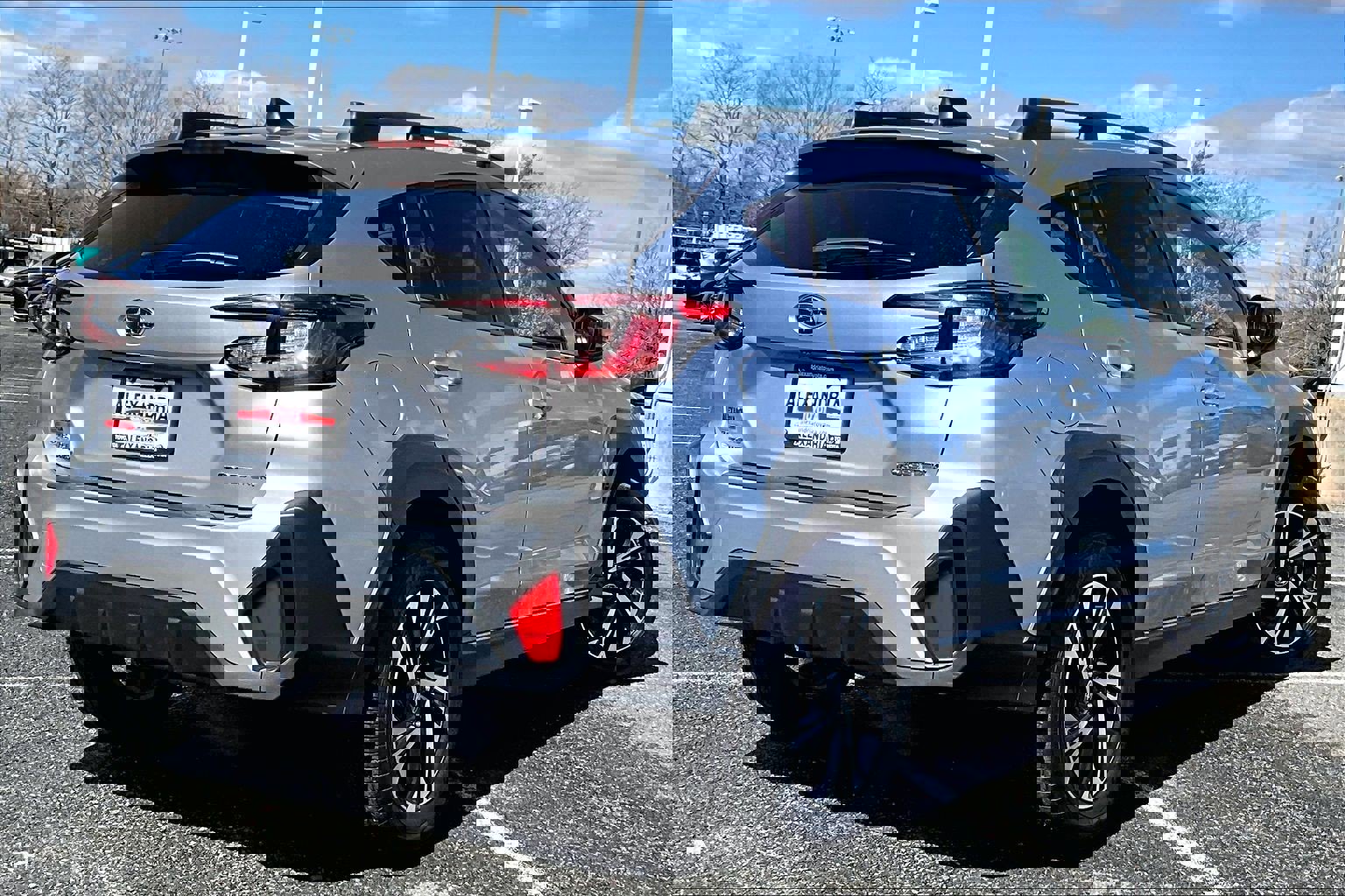 Used 2024 Subaru Crosstrek 2.0i Premium image 11