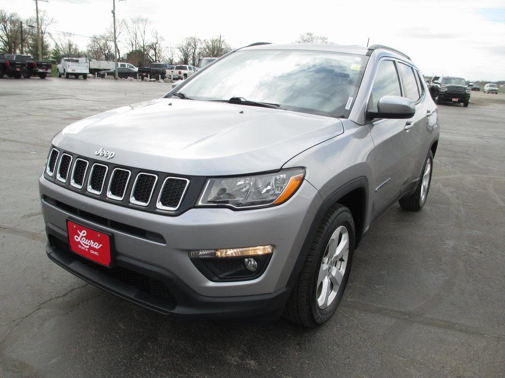 Used 2019 Jeep Compass Latitude image 10