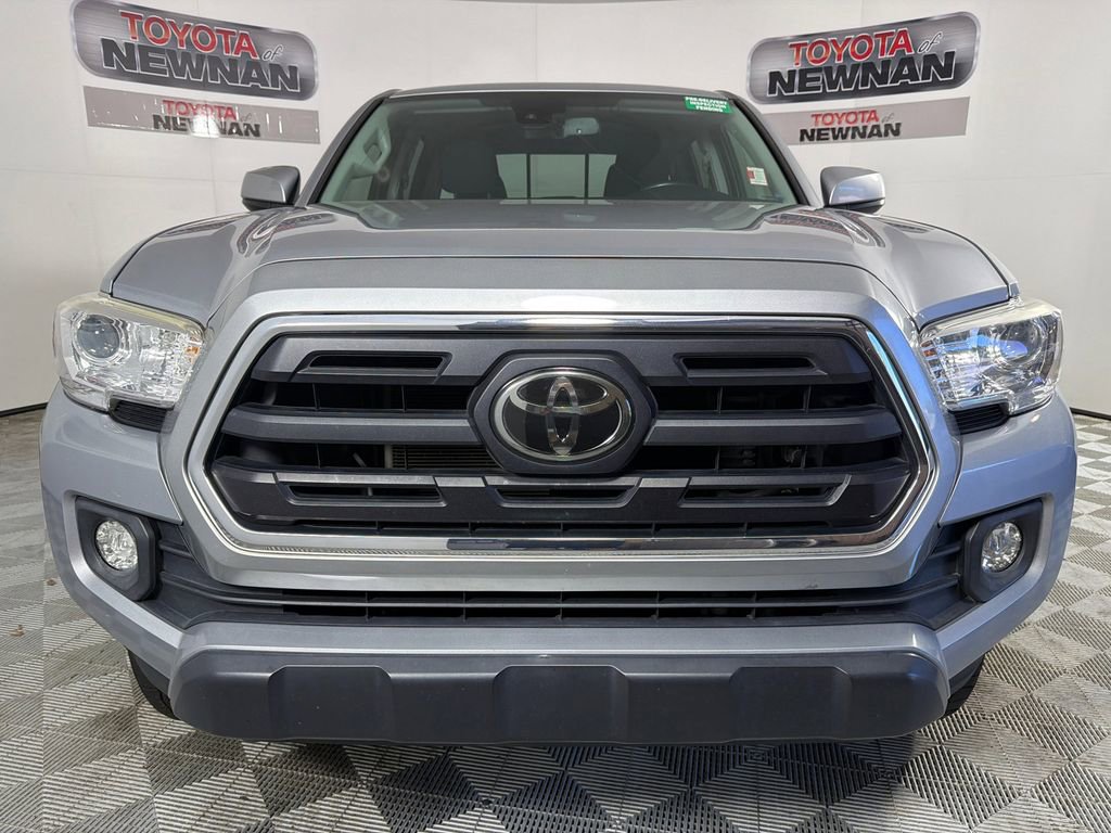 Used 2019 Toyota Tacoma SR5 RWD image 8
