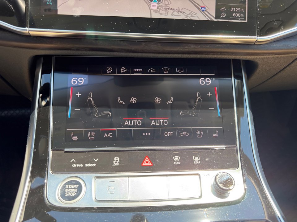 Used 2022 Audi Q8 Prestige image 18