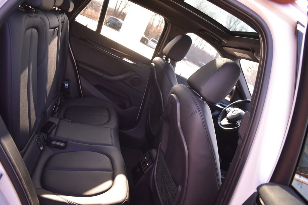 Used 2020 BMW X1 xDrive28i image 17