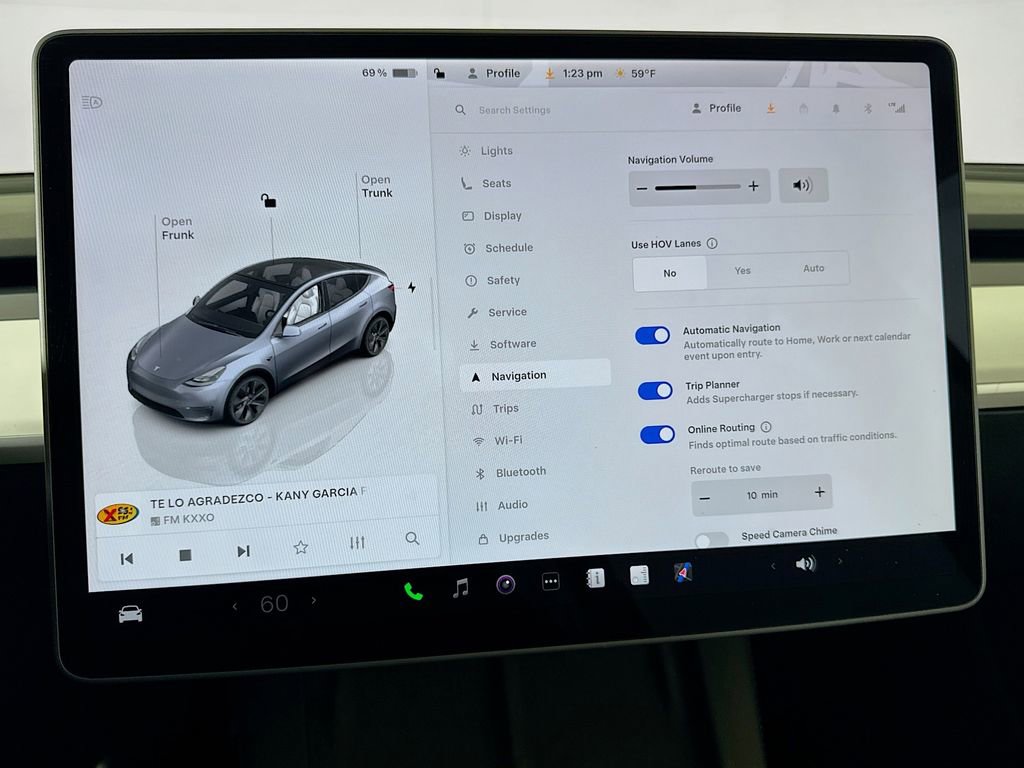 Used 2024 Tesla Model Y Long Range image 53
