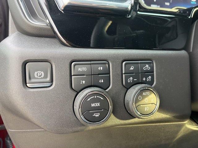 Used 2025 Chevrolet Silverado 1500 High Country image 29