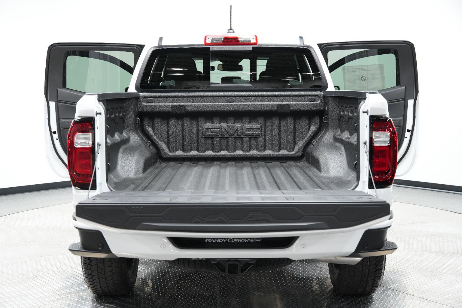 New 2026 GMC Canyon Denali image 11
