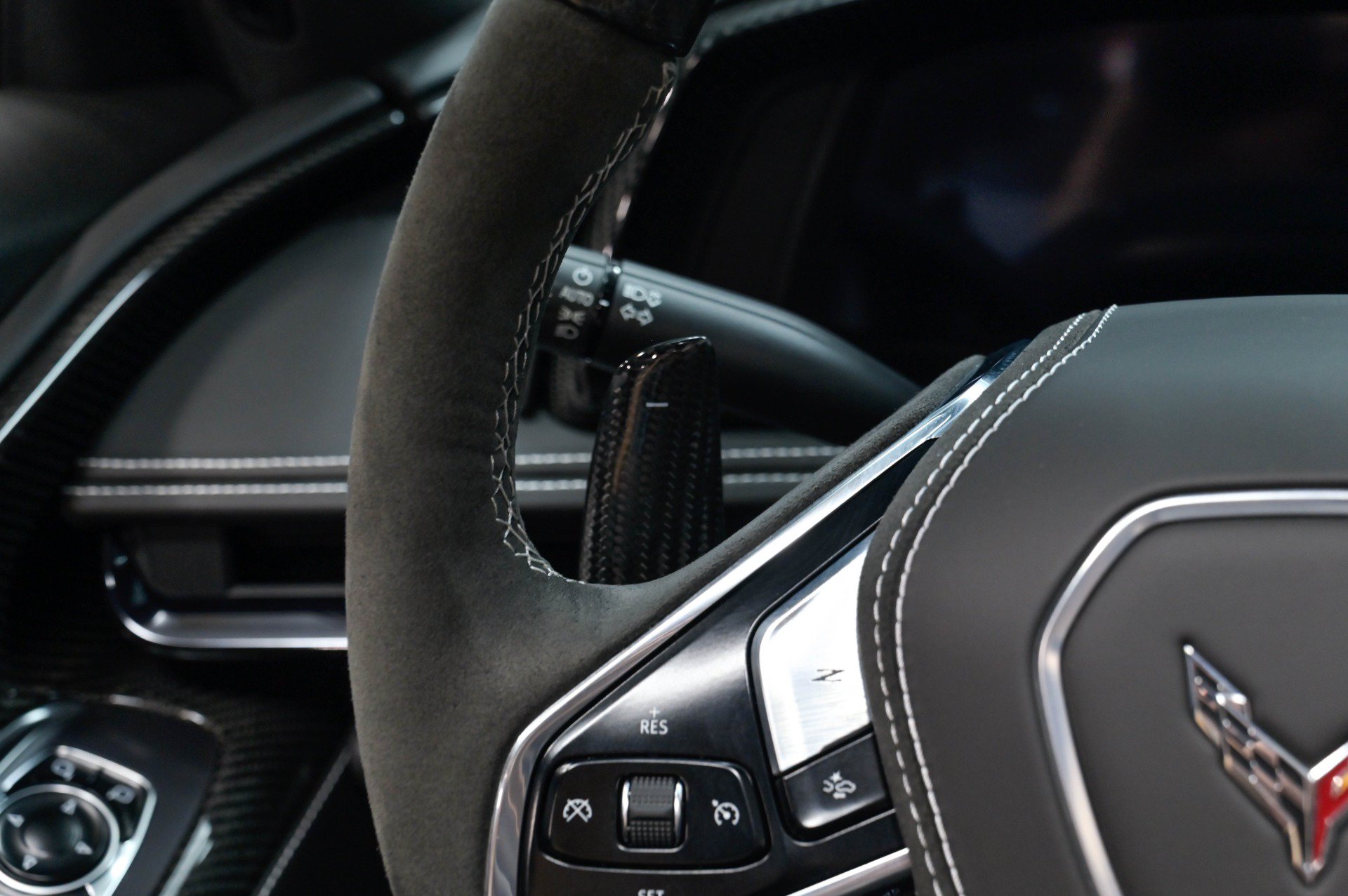 Used 2025 Chevrolet Corvette Z06 RWD image 45