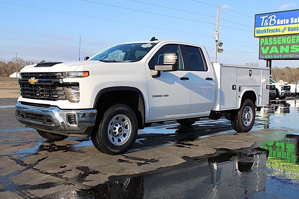 Used 2024 Chevrolet Silverado 3500 W/T w/ WT Convenience Package RWD image 2