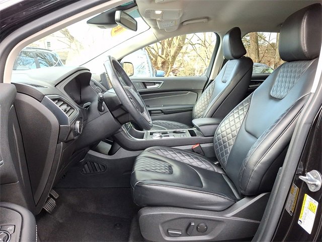 Used 2024 Ford Edge Titanium image 14