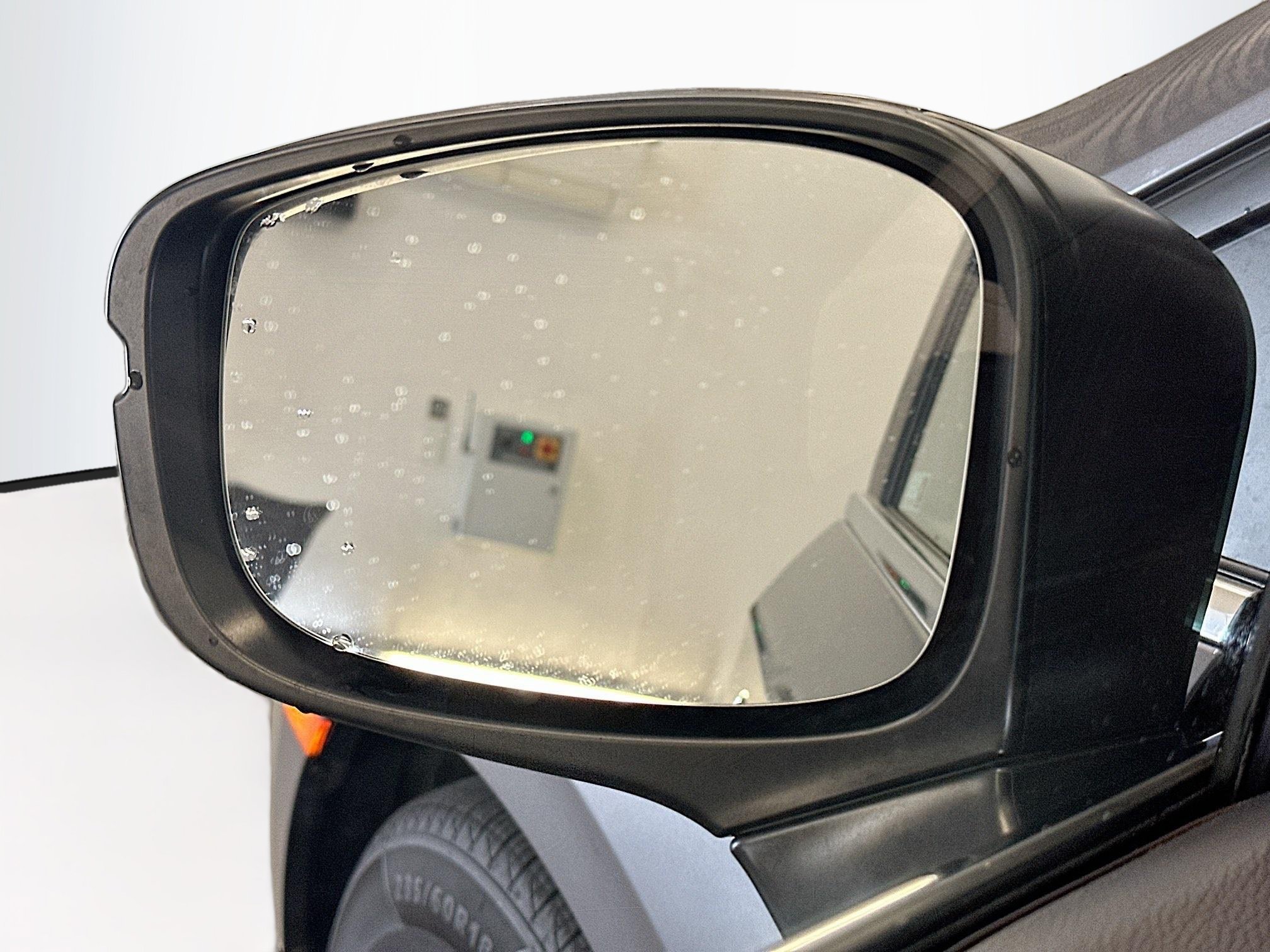 Used 2025 Honda Odyssey EX-L image 16