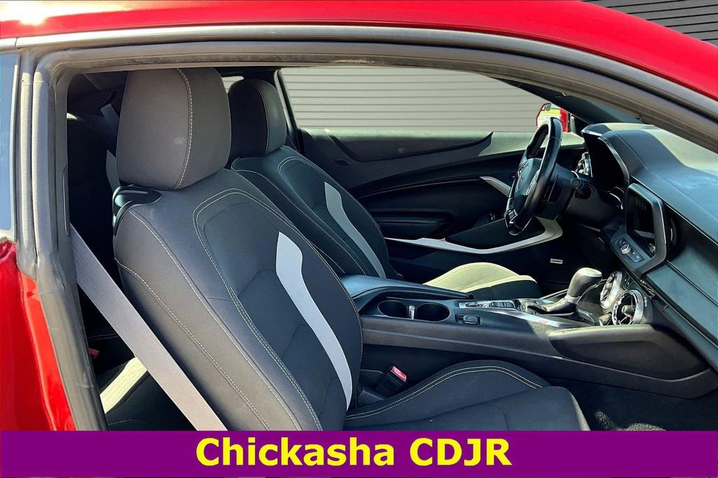 Used 2017 Chevrolet Camaro LT w/ RS Package image 27