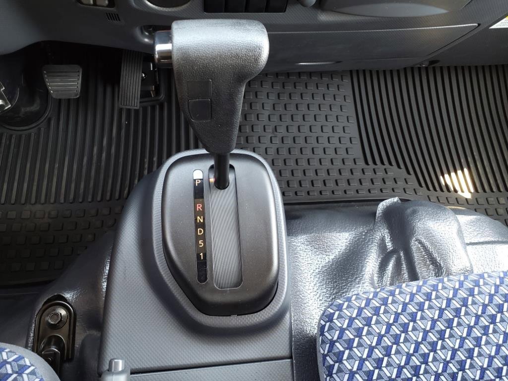 New 2025 Chevrolet Low Cab Forward image 19