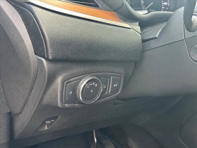 Used 2018 Lincoln MKC Reserve image 17