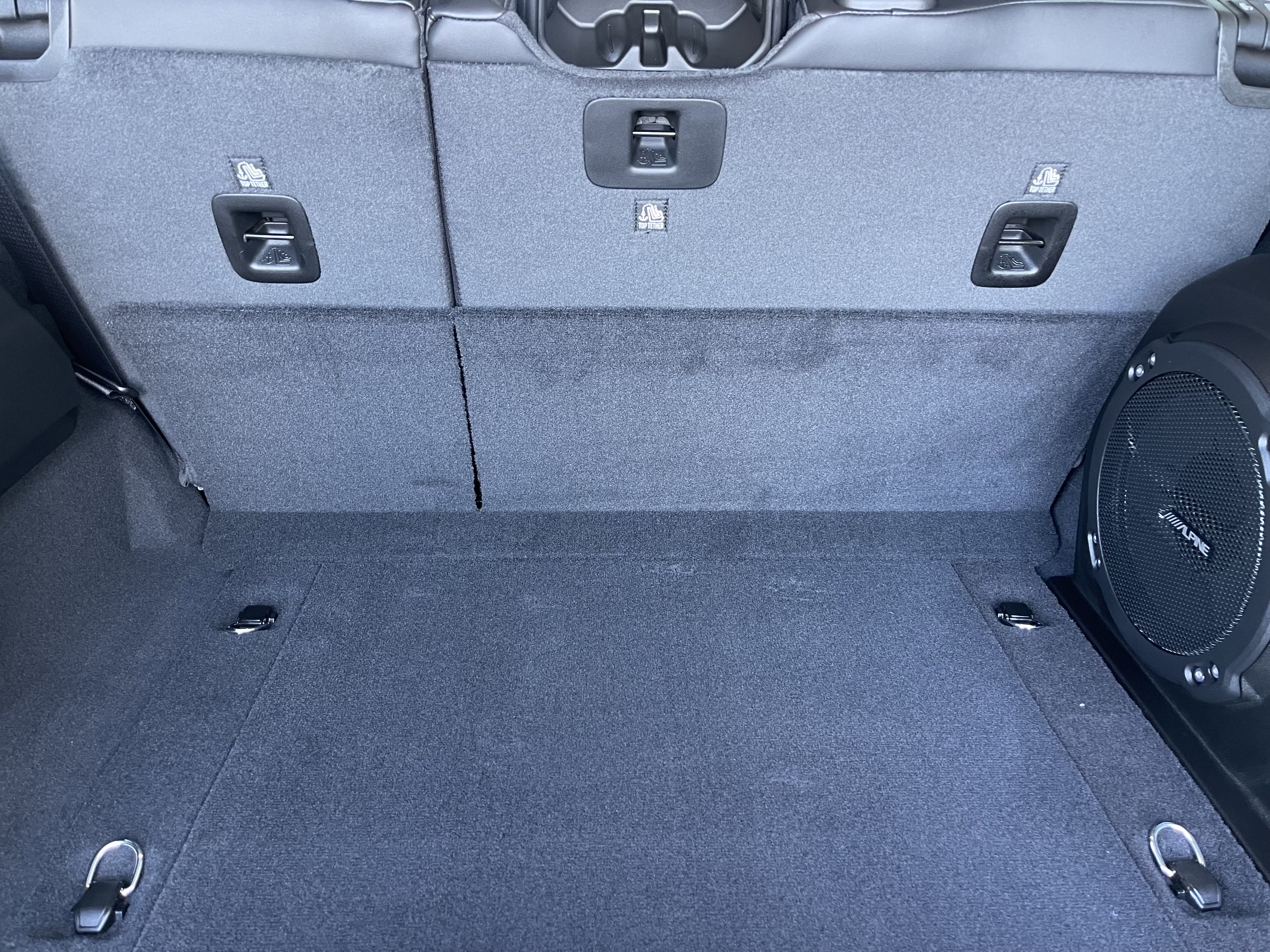 New 2026 Jeep Wrangler Unlimited Rubicon w/ Technology Group image 24