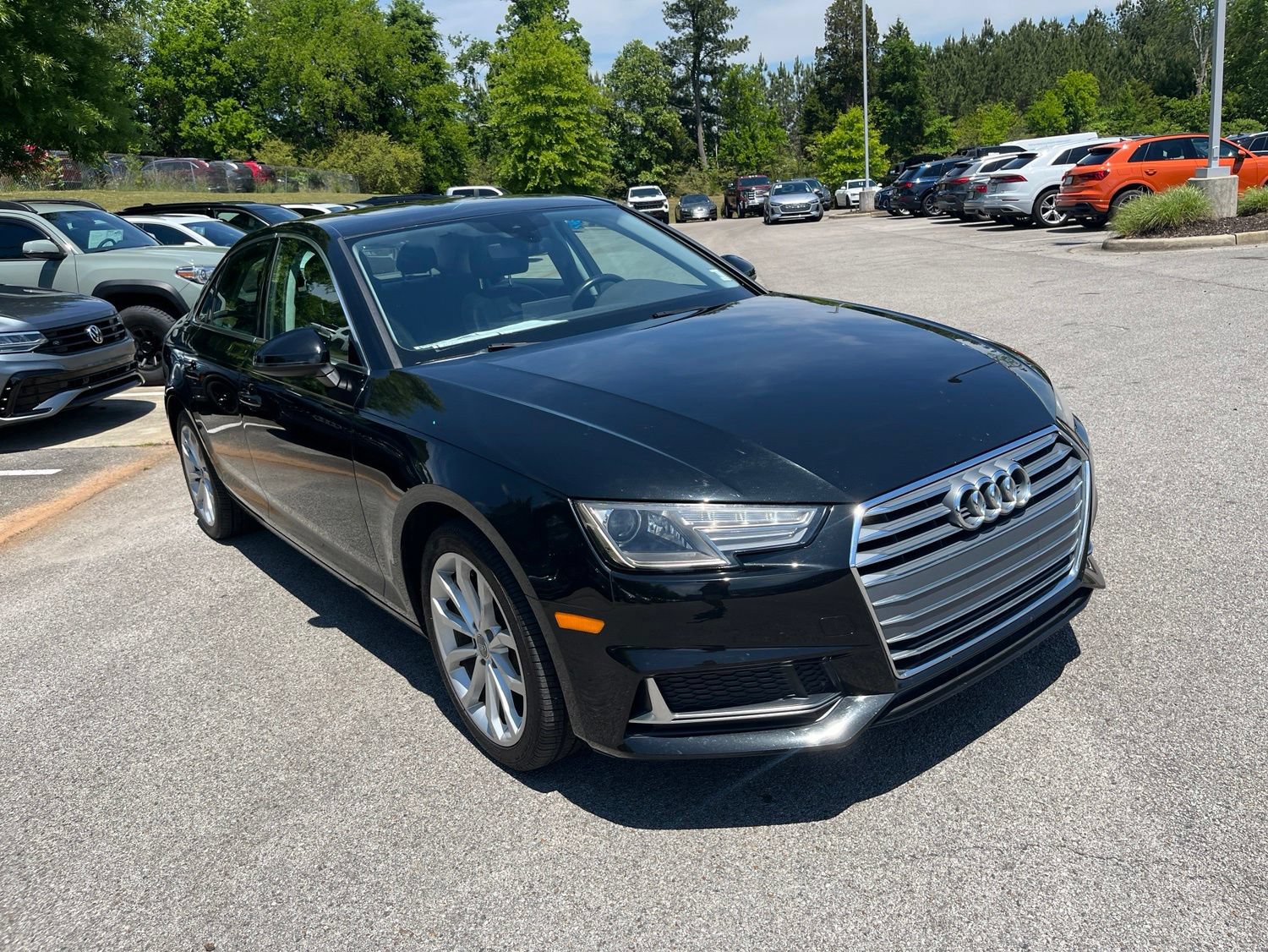 Used 2019 Audi A4 2.0T Premium w/ Convenience Package FWD image 3