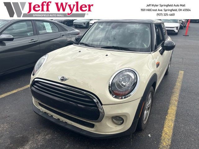 Used 2017 MINI Cooper 2-Door Hardtop FWD image 1