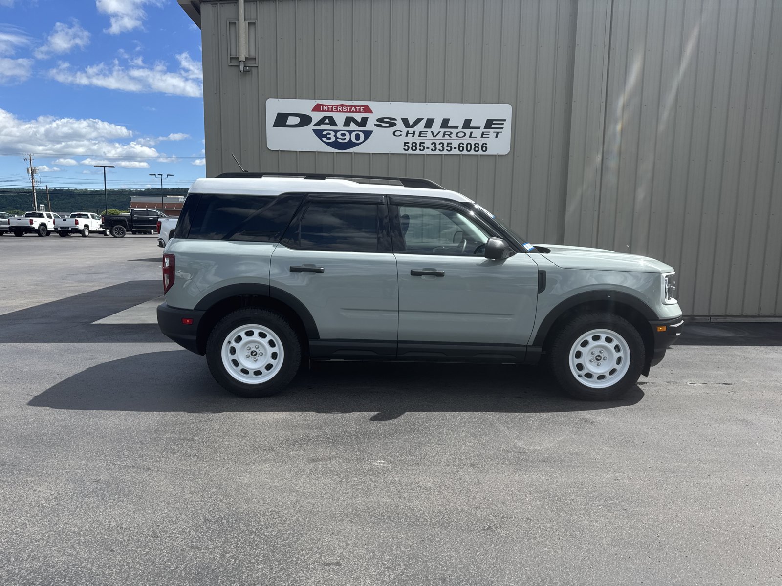 Used 2024 Ford Bronco Sport Heritage AWD/4WD image 2