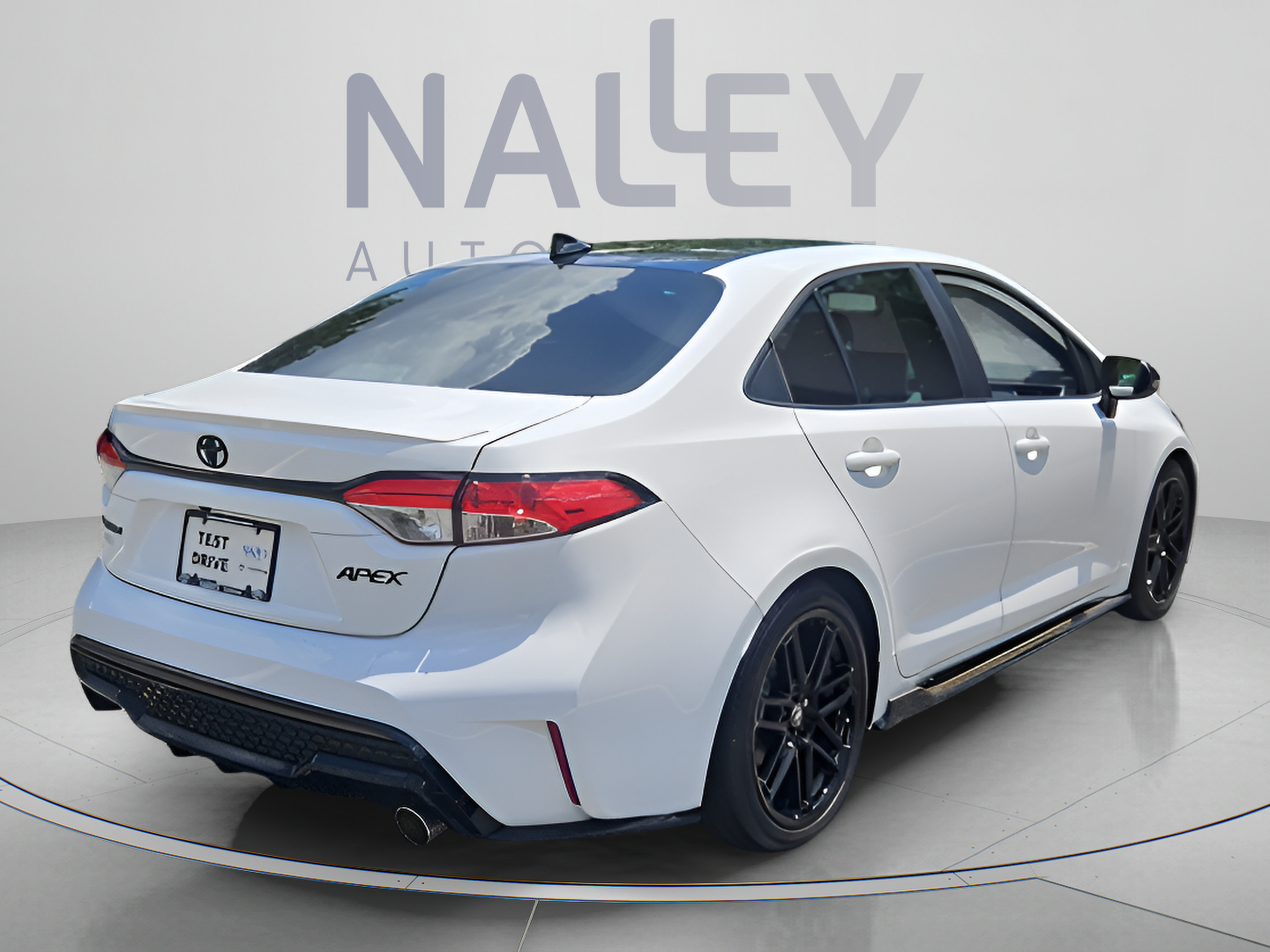 Used 2021 Toyota Corolla SE FWD image 5