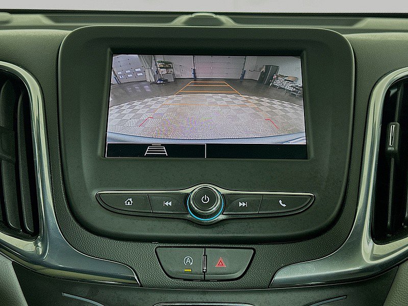 Used 2023 Chevrolet Equinox LS image 14