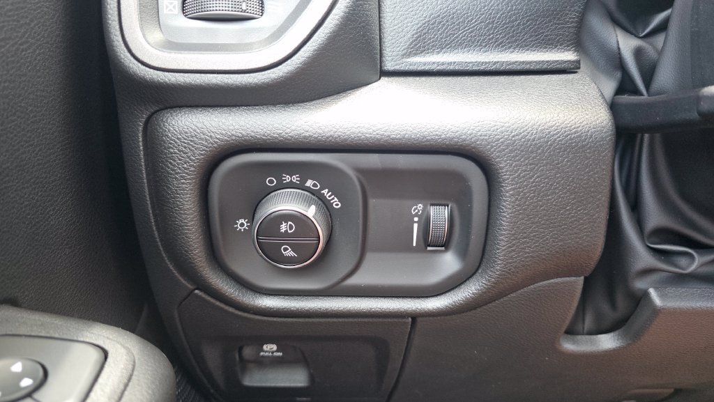 New 2026 RAM 1500 Warlock AWD/4WD image 28
