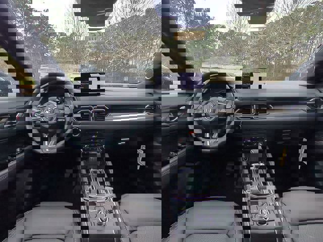 New 2025 MAZDA CX-5 Signature image 9