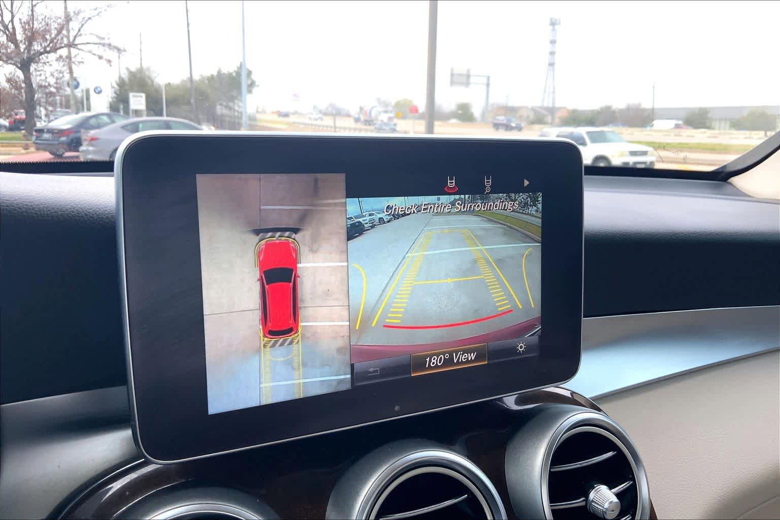 Used 2017 Mercedes-Benz GLC 300 4MATIC image 29
