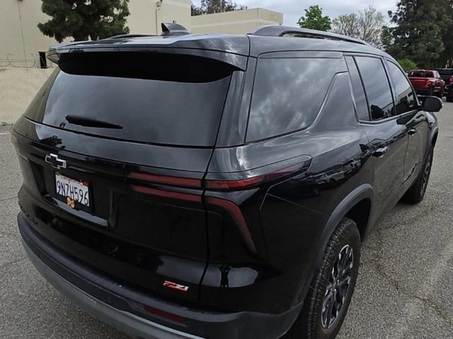 Used 2024 Chevrolet Traverse Z71 w/ LPO, Roadside Safety Package AWD/4WD image 4