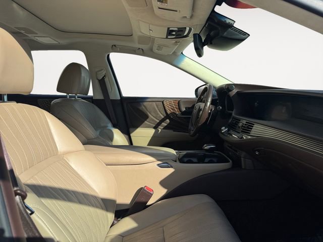 Used 2018 Lexus LS 500 w/ Interior Upgrade Package image 13