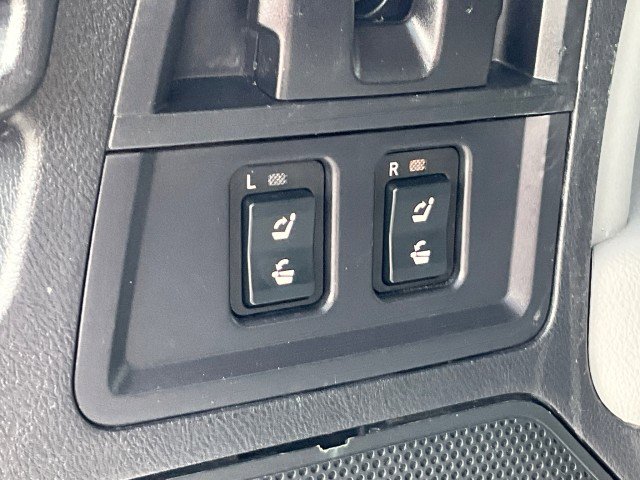 Used 2011 Toyota Sequoia Limited image 33