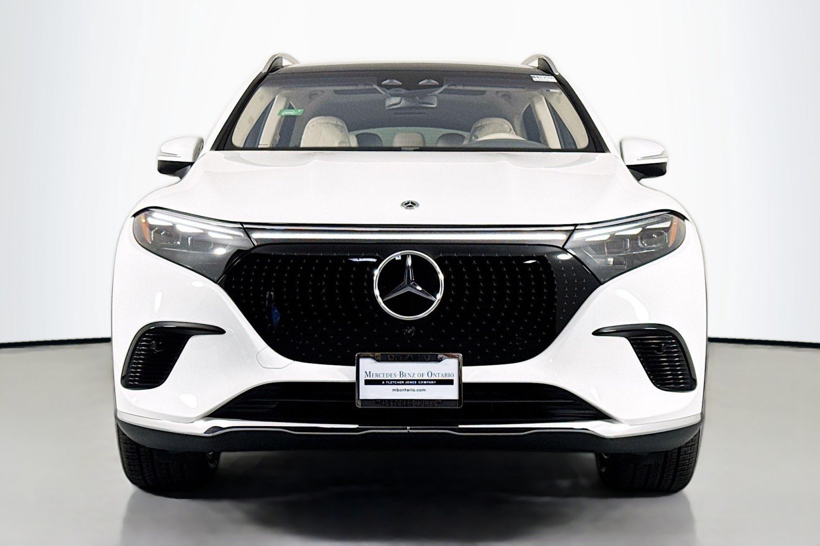 New 2026 Mercedes-Benz EQS 400 4MATIC SUV image 2