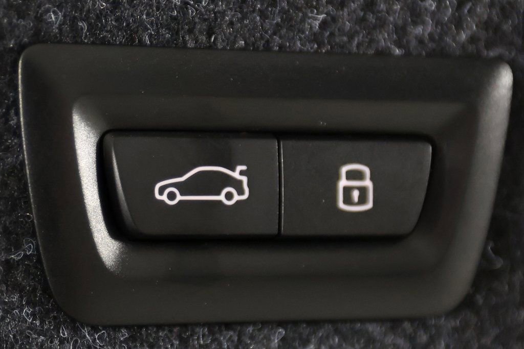 Used 2025 BMW M3 Base w/ Executive Package image 13