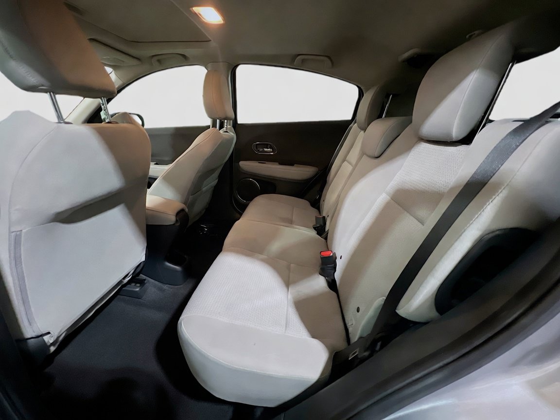 Used 2020 Honda HR-V EX image 17